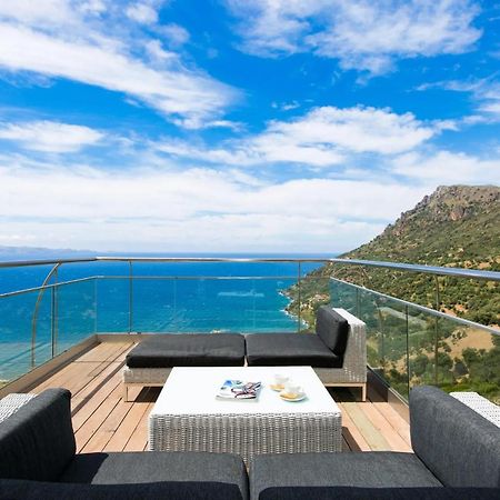 Beachfront Ravdoucha Epavlis Eleni Villa - Pool, Hot Tub, Gym, Sauna, Private Parking, Wifi Chrissi Akti Chania Exterior foto